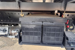 重汽HOWO悍将M 2.3L柴油 140马力 万里扬5档 4.15米单排厢式轻卡