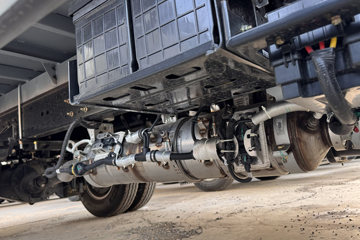 ����HOWO�Ῠ����M 2.3L���� 140���� ������5�� 4.15�׵�����ʽ�ῨͼƬ