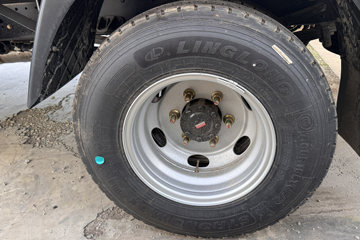 ����HOWO�Ῠ����M 2.3L���� 140���� ������5�� 4.15�׵�����ʽ�ῨͼƬ