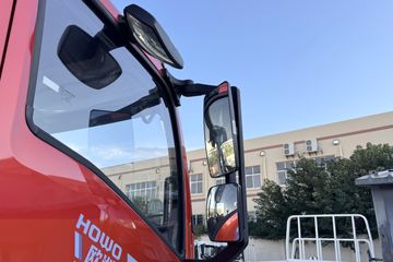 ����HOWOG5X 4.6L���� 240���� �й�����10�� 5.75�������ػ���ͼƬ