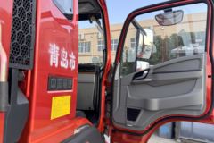 重汽HOWOG5X 4.6L柴油 240马力 中国重汽10档 5.75米栏板载货车