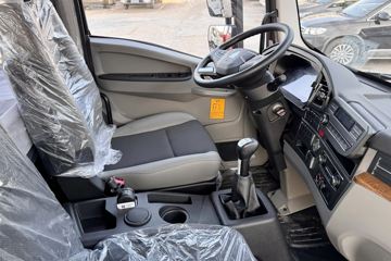 ����HOWOG5X 4.6L���� 240���� �й�����10�� 5.75�������ػ���ͼƬ