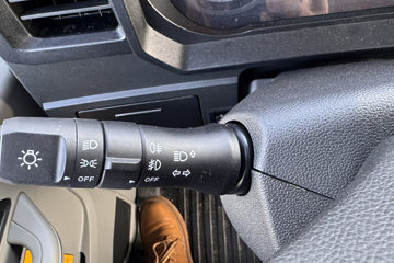 ����HOWOG5X 4.6L���� 240���� �й�����10�� 5.75�������ػ���ͼƬ