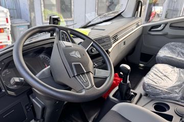 ����HOWOG5X 4.6L���� 240���� �й�����10�� 5.75�������ػ���ͼƬ