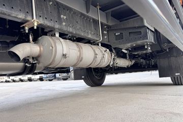 ����HOWOG5X 4.6L���� 240���� �й�����10�� 5.75�������ػ���ͼƬ