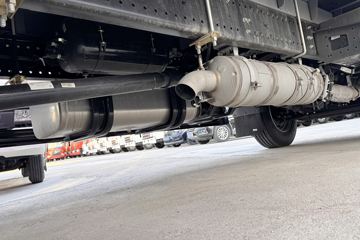 ����HOWOG5X 4.6L���� 240���� �й�����10�� 5.75�������ػ���ͼƬ