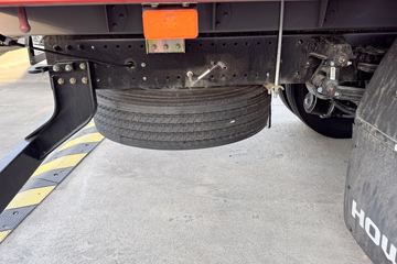 ����HOWOG5X 4.6L���� 240���� �й�����10�� 5.75�������ػ���ͼƬ