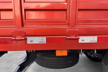 ����HOWOG5X 4.6L���� 240���� �й�����10�� 5.75�������ػ���ͼƬ