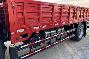 ����HOWOG5X 4.6L���� 240���� �й�����10�� 5.75�������ػ���ͼƬ