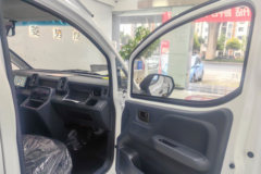 予风汽车 黄金仓 2025款 头等仓 6座 纯电动轻客 宁德时代53.58kWh