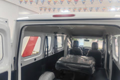 予风汽车 黄金仓 2025款 头等仓 6座 纯电动轻客 宁德时代53.58kWh