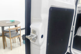 黄金仓&nbsp;电动封闭厢货货厢图片