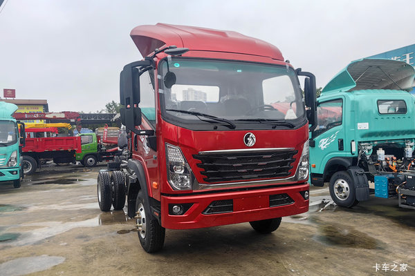 中国重汽成都商用车V3 2.5L柴油 170马力 法士特6档 4.15米单排厢式轻卡