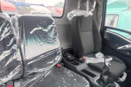 V系&nbsp;载货车驾驶室                                               图片