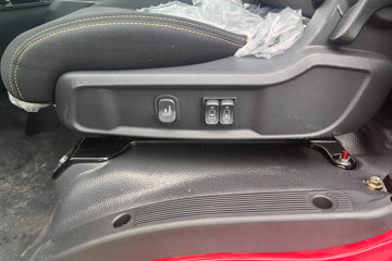 �й������ɶ����ó� V3ϵ 2.5L���� 160���� ��ʿ��8�� 4.15�׵�����ʽ�ῨͼƬ