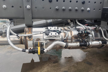 �й������ɶ����ó� V3ϵ 2.5L���� 160���� ��ʿ��8�� 4.15�׵�����ʽ�ῨͼƬ