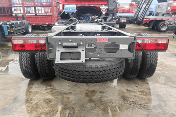 �й������ɶ����ó� V3ϵ 2.5L���� 160���� ��ʿ��8�� 4.15�׵�����ʽ�ῨͼƬ