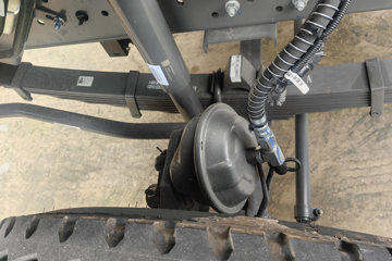 �й������ɶ����ó� V3ϵ 2.5L���� 160���� ��ʿ��8�� 4.15�׵�����ʽ�ῨͼƬ