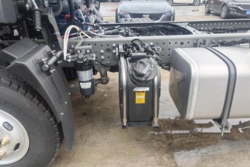 �й������ɶ����ó� V3ϵ 2.5L���� 160���� ��ʿ��8�� 4.15�׵�����ʽ�ῨͼƬ