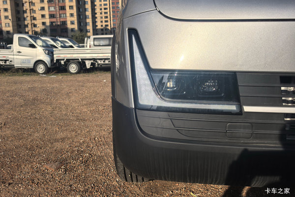 限时特惠，立降1.5万！南京乐福PLUS电动封闭厢货系列疯狂促销