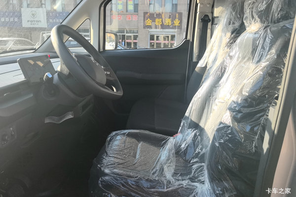 购乐福PLUS电动封闭厢货 享高达0.3万优惠