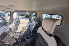 福田 奥铃新捷运 青春无敌版 146马力 3.83米排半栏板轻卡(万里扬6档)