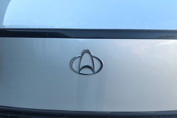 ������Խ ���� ������ 1.6L���� 120���� ������5�� Һɲ 3.8�׵�������΢��ͼƬ