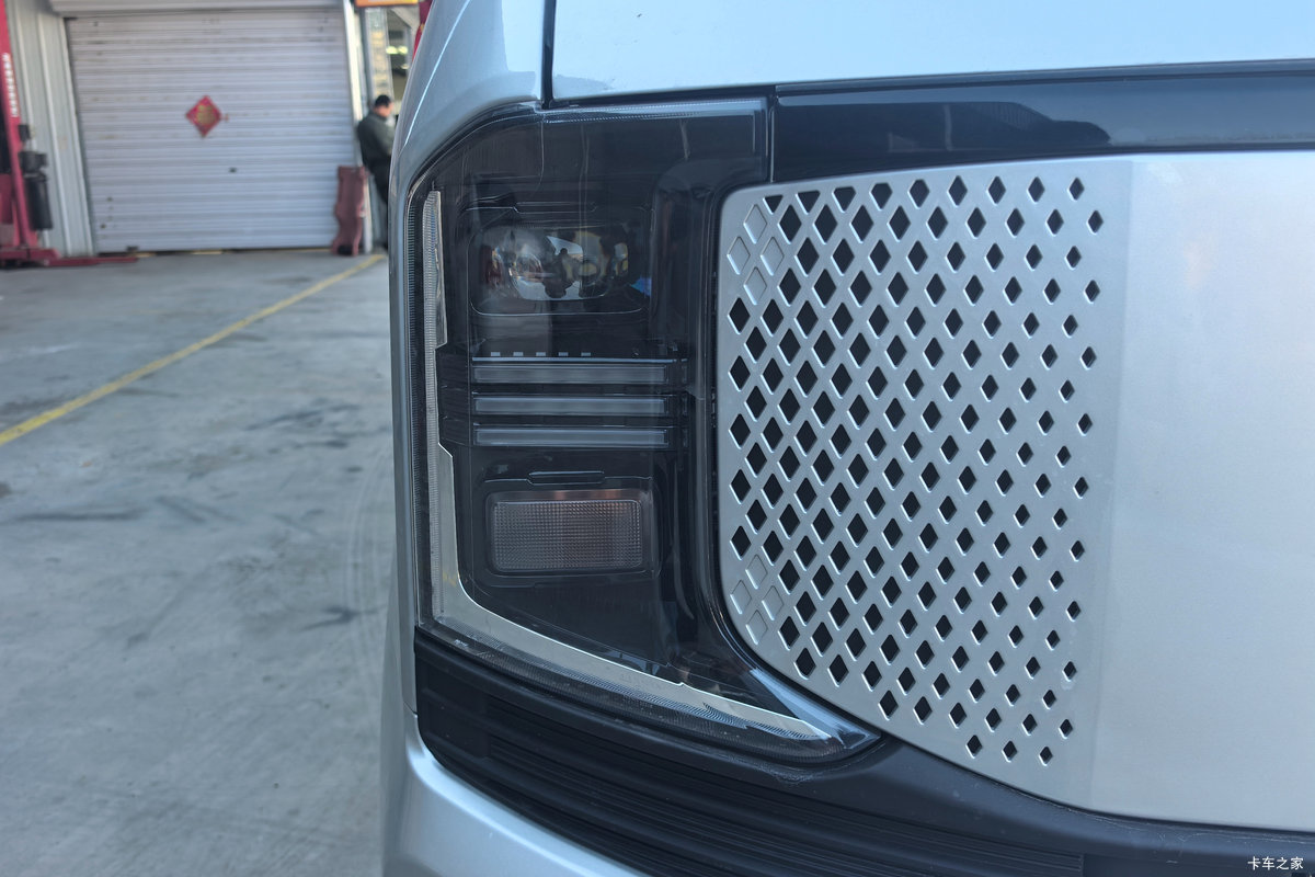 ������Խ ���� ������ 1.6L���� 120���� ������5�� Һɲ 3.8�׵�������΢�����                                                