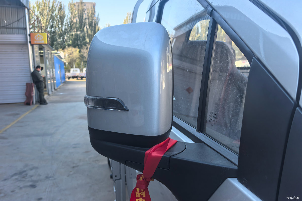 ������Խ ���� ������ 1.6L���� 120���� ������5�� Һɲ 3.8�׵�������΢�����                                                