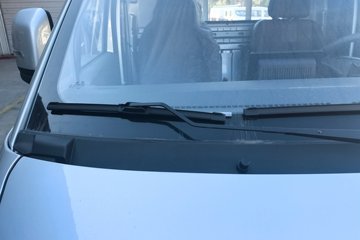 ������Խ ���� ������ 1.6L���� 120���� ������5�� Һɲ 3.8�׵�������΢��ͼƬ