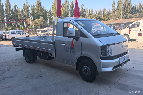 星塔载货车包头市火热促销中 让利高达0.1万