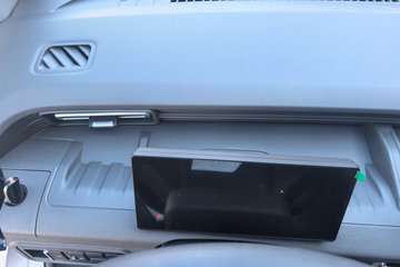 ������Խ ���� ������ 1.6L���� 120���� ������5�� Һɲ 3.8�׵�������΢��ͼƬ