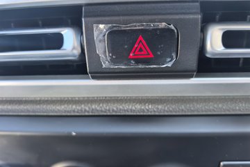 ������Խ ���� ������ 1.6L���� 120���� ������5�� Һɲ 3.8�׵�������΢��ͼƬ