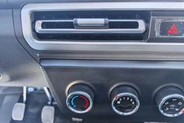 ������Խ ���� ������ 1.6L���� 120���� ������5�� Һɲ 3.8�׵�������΢��ͼƬ