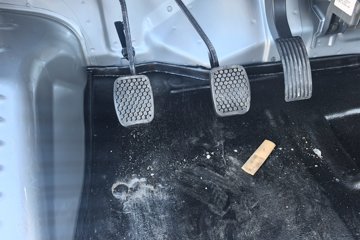 ������Խ ���� ������ 1.6L���� 120���� ������5�� Һɲ 3.8�׵�������΢��ͼƬ