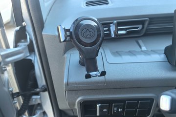 ������Խ ���� ������ 1.6L���� 120���� ������5�� Һɲ 3.8�׵�������΢��ͼƬ