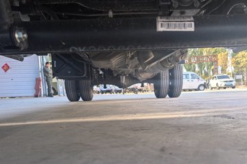 ������Խ ���� ������ 1.6L���� 120���� ������5�� Һɲ 3.8�׵�������΢��ͼƬ