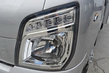 Զ�� ����F5E 2025�� 4.005�׵��Ŵ��綯��ʽ΢�� ��о62kWhͼƬ