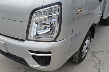 Զ�� ����F5E 2025�� 4.005�׵��Ŵ��綯��ʽ΢�� ��о62kWhͼƬ