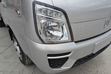 Զ�� ����F5E 2025�� 4.005�׵��Ŵ��綯��ʽ΢�� ��о62kWhͼƬ