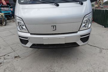 Զ�� ����F5E 2025�� 4.005�׵��Ŵ��綯��ʽ΢�� ��о62kWhͼƬ