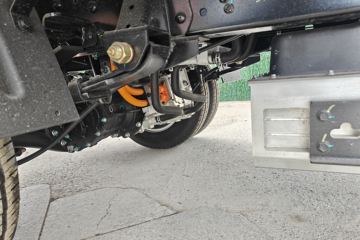 Զ�� ����F5E 2025�� 4.005�׵��Ŵ��綯��ʽ΢�� ��о62kWhͼƬ