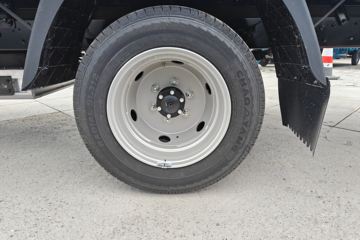 Զ�� ����F5E 2025�� 4.005�׵��Ŵ��綯��ʽ΢�� ��о62kWhͼƬ