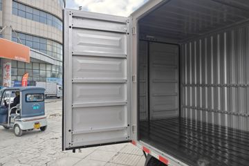 Զ�� ����F5E 2025�� 4.005�׵��Ŵ��綯��ʽ΢�� ��о62kWhͼƬ