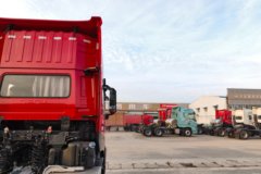 东风天龙KL 10.8L柴油 490马力 6X4 东风12档 AMT自动档 牵引车