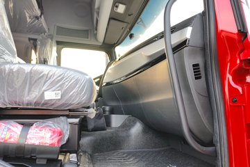 ��������KL 10.8L���� 490���� 6X4 ����12�� AMT�Զ��� ǣ����ͼƬ