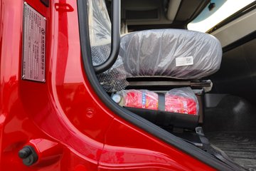 ��������KL 10.8L���� 490���� 6X4 ����12�� AMT�Զ��� ǣ����ͼƬ