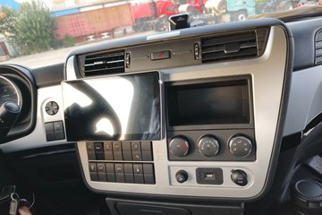 ��������KL 10.8L���� 490���� 6X4 ����12�� AMT�Զ��� ǣ����ͼƬ