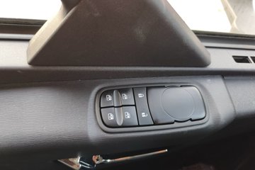 ��������KL 10.8L���� 490���� 6X4 ����12�� AMT�Զ��� ǣ����ͼƬ