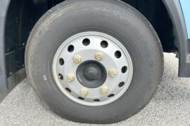 虎6G&nbsp;载货车底盘                                                图片